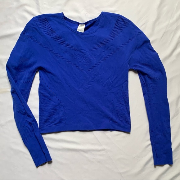 Fabletics long sleeve crop top sz L - Picture 1 of 2
